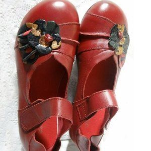 Socofy Red Mary Janes 8 US.  New.